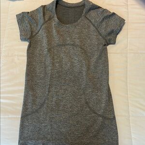 Lululemon Athletica Gray Swiftly Tech Tee